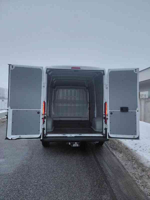 Na pronájem dodávka Citroen Jumper L2H2 - foto 4