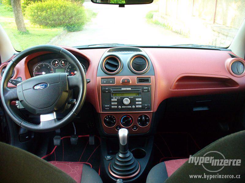 Ford Fiesta 1.4 TDCi - foto 5