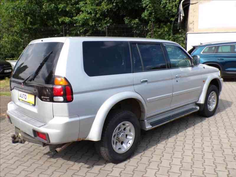 Mitsubishi Pajero 2,5 TD SPORT,TAŽ.ZAŘ. - foto 3
