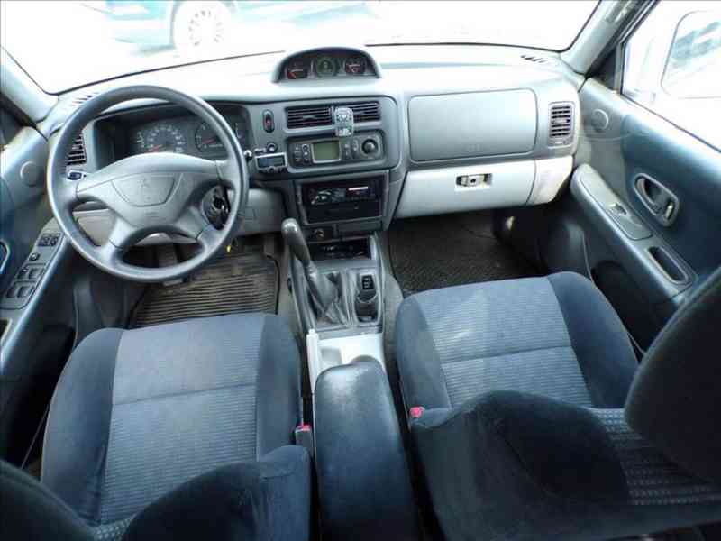 Mitsubishi Pajero 2,5 TD SPORT,TAŽ.ZAŘ. - foto 5