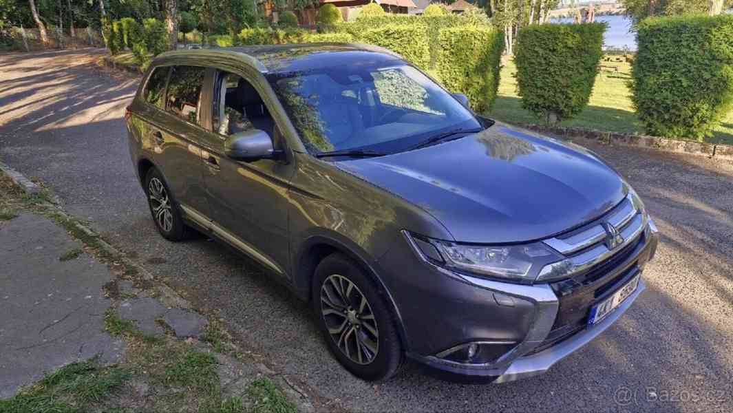Mitsubishi Outlander 2,3   4x4 - foto 4