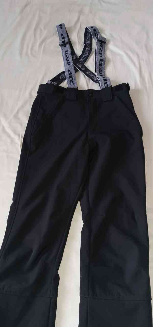 Zimní lyžařské i vycházkové softshell kalhoty LOAP, vel. S - foto 3