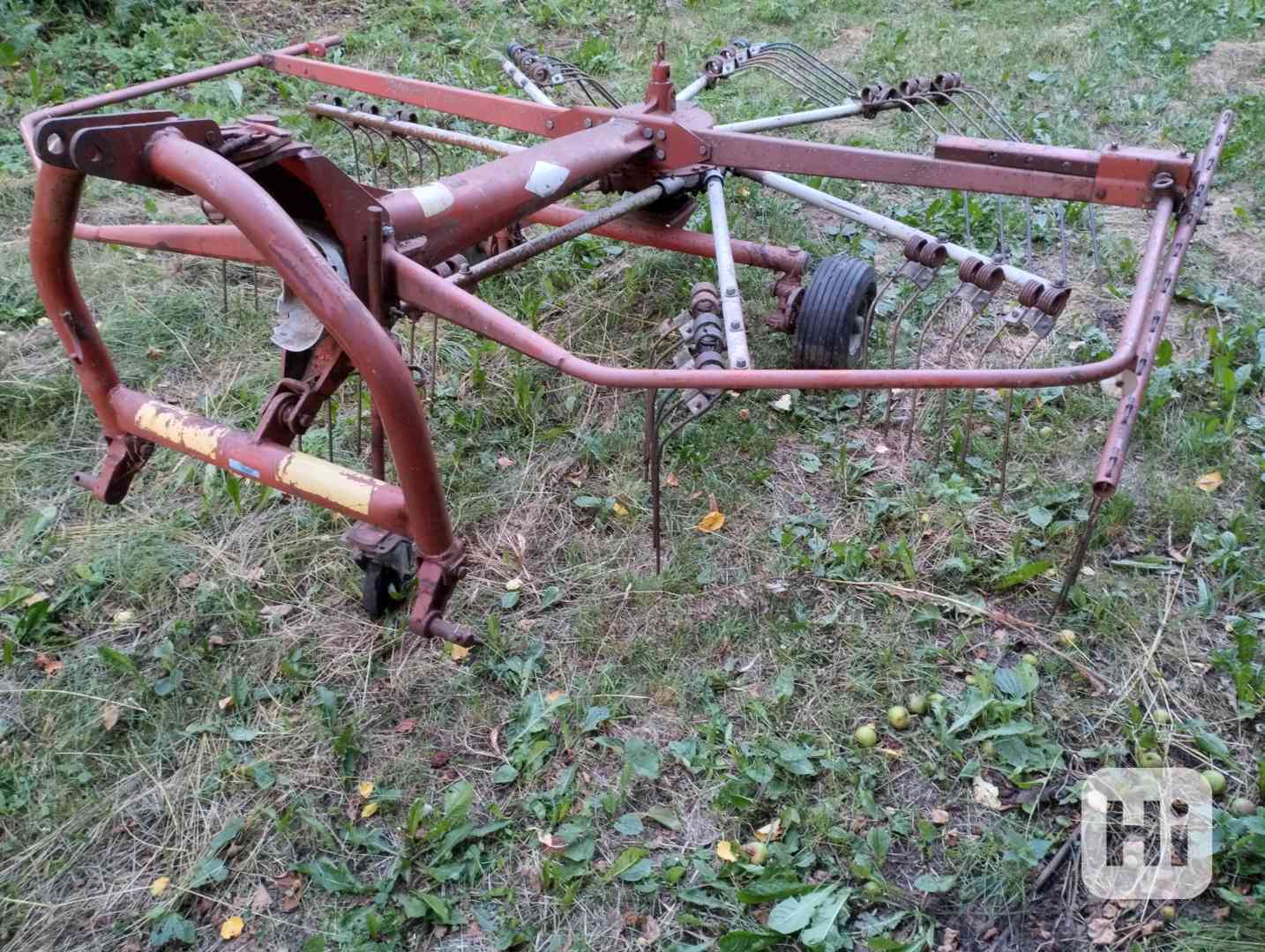  Shrnovač píce KUHN GA 300 GM - foto 1