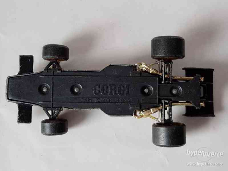 CORGI - LOTUS - F1 JPS N 1 R. PETERSON - foto 15