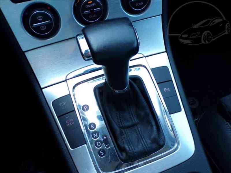 Volkswagen Passat 2,0 TFSI AUTOMAT,KŮŽE,XENON - foto 7