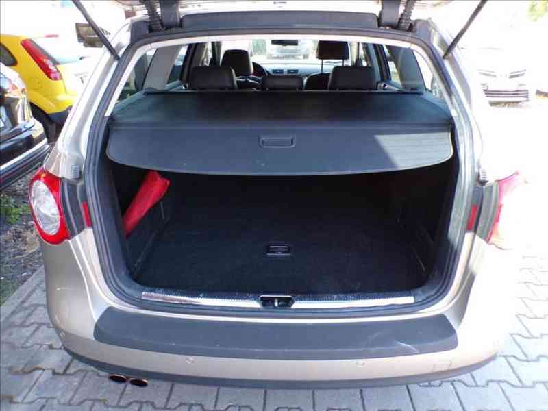 Volkswagen Passat 2,0 TFSI AUTOMAT,KŮŽE,XENON - foto 10