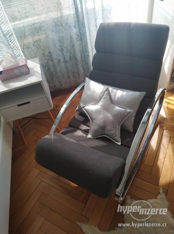 prodám zánovní nábytek s osobním odběrem v Praze 10 Vršovice - foto 7