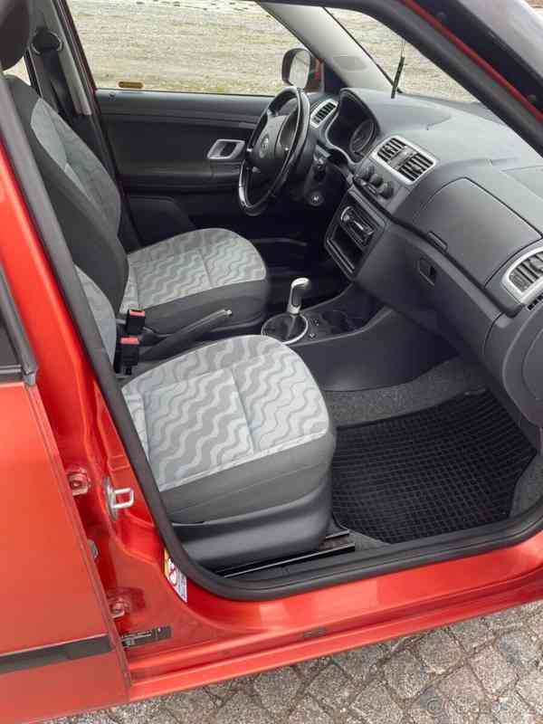Škoda Fabia 1,2   44 kw, nová STK, krásný a čis. - foto 36