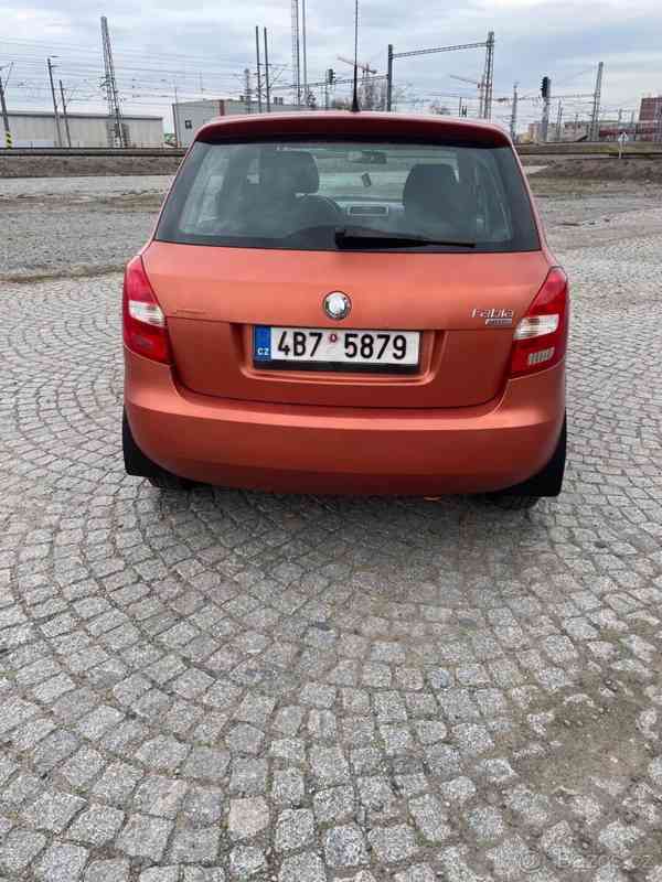 Škoda Fabia 1,2   44 kw, nová STK, krásný a čis. - foto 10