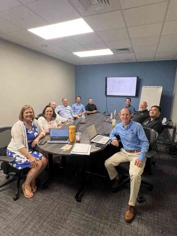  Finanční zprostředkovatel - foto 2