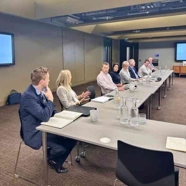  Finanční zprostředkovatel - foto 5