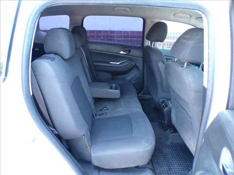 Chevrolet Orlando 2,0 CDTi 7.MÍST,TAŽ.ZAŘ. - foto 14