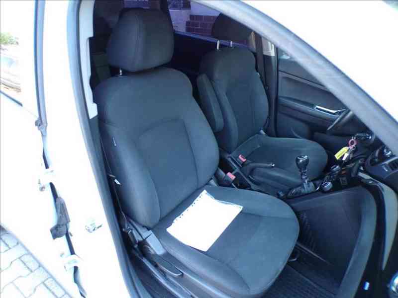 Chevrolet Orlando 2,0 CDTi 7.MÍST,TAŽ.ZAŘ. - foto 16