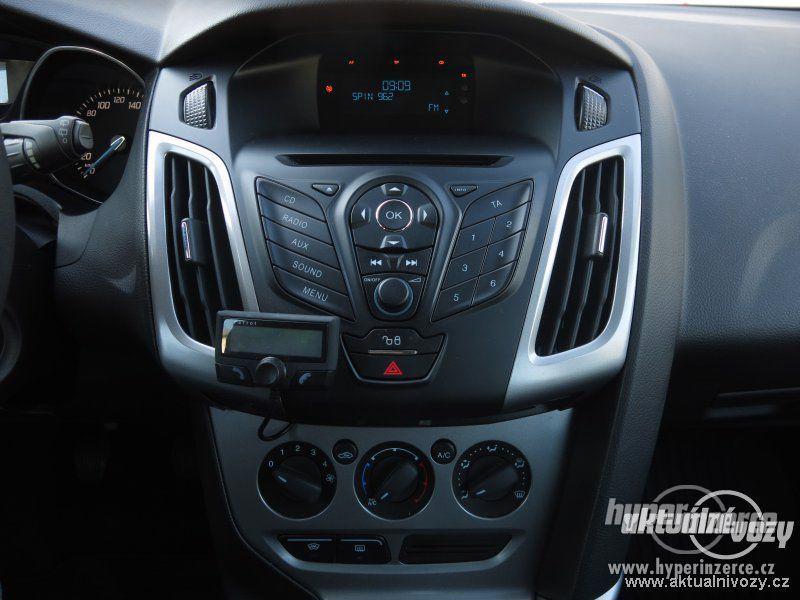 Ford Focus 1.6, nafta, vyrobeno 2013 - foto 4