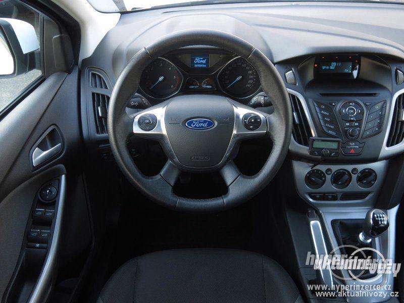 Ford Focus 1.6, nafta, vyrobeno 2013 - foto 14