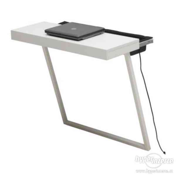 Stůl na notebook s odkládacím prostorem pro kabely - foto 2
