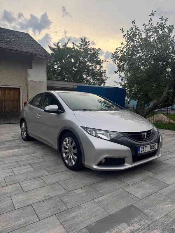 Honda Civic 2,2   Honda CIVIC 2.2 i-DTEC SPORT 1 - foto 18