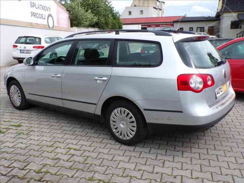 Volkswagen Passat Variant 1,9 TDI TREND,KLIMA - foto 4