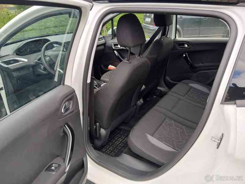 Peugeot 2008 1,2 ACTIVE PureTech 110 S&S MAN6 PureTech 110 - foto 7