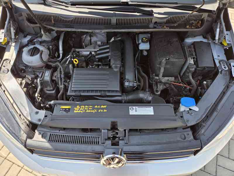 Nabízím k prodeji Volkswagen Touran 1.2 81 Kw V Pěkném Stavu - foto 12