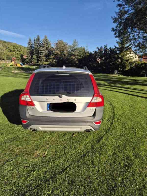 Volvo XC70 D5 AWD ve výbavě Summum - foto 7