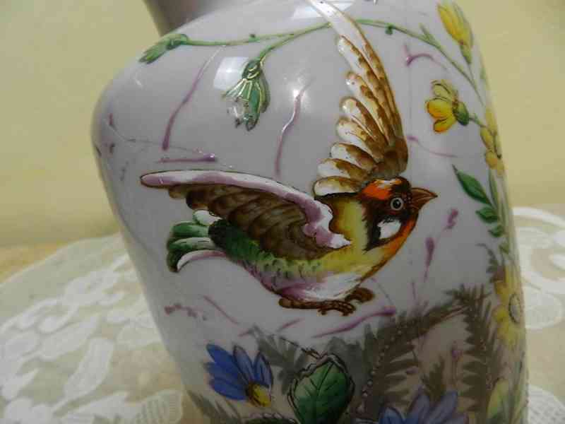 Krásná velmi stará ručně malovaná Váza Ptáček Harrachov - foto 2