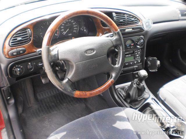 Ford Mondeo 1.8 TD GLX Ghia PLNÁ VÝBAVA - foto 5