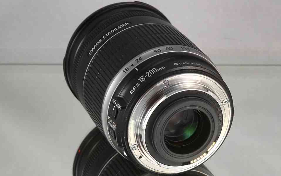 Canon EF-S 18-200mm f/4-5,6 IS **APS-C 11x Zoom - foto 4