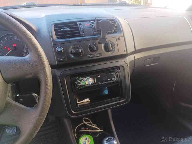 Škoda Fabia 1,6   2 facelift - foto 17