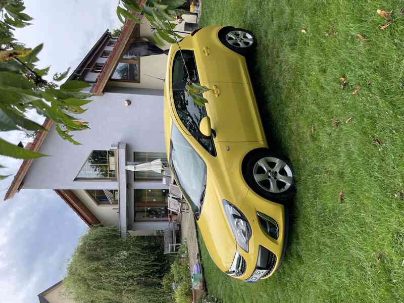 Opel Corsa 2014, nadstandardní výbava, výborný stav,90 tisíc - foto 6