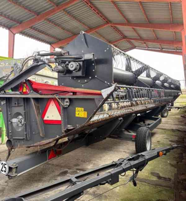 kombajn MF Delta 9380 lišta 9m řepka - foto 4