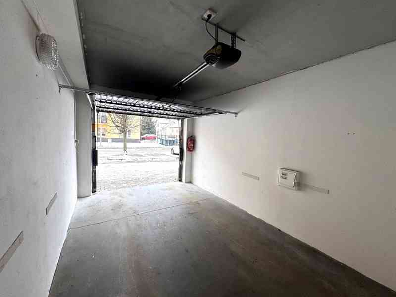 PRODEJ SAMOSTATNÉ GARÁŽE NA UL. ANTONÍNA SMUTNÉHO, STŘELICE - foto 9