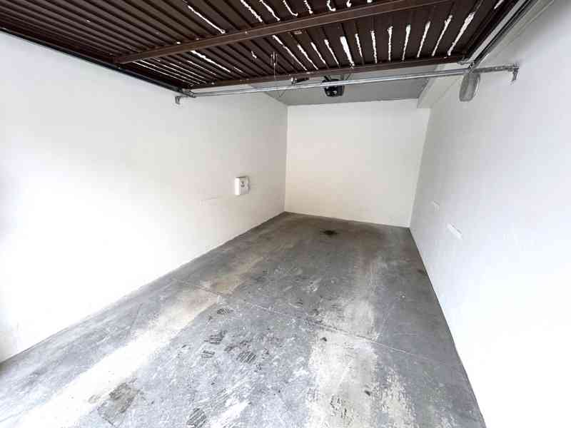 PRODEJ SAMOSTATNÉ GARÁŽE NA UL. ANTONÍNA SMUTNÉHO, STŘELICE - foto 5