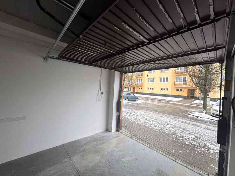 PRODEJ SAMOSTATNÉ GARÁŽE NA UL. ANTONÍNA SMUTNÉHO, STŘELICE - foto 11