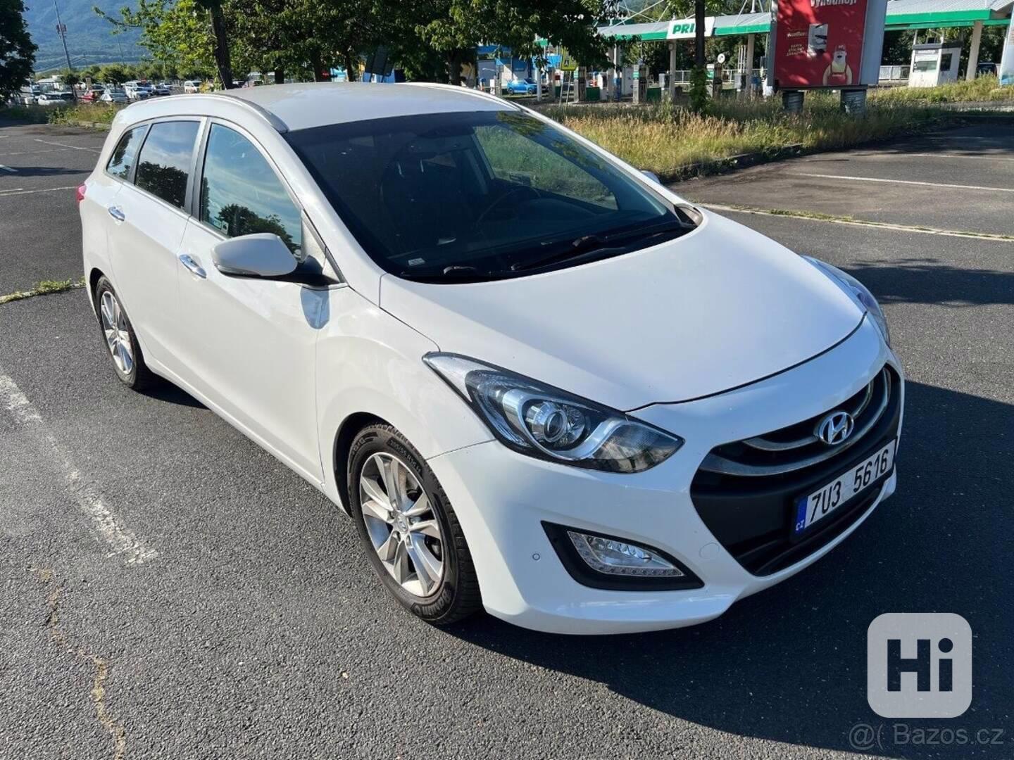 Hyundai i30 1,6   CW CRDi 94kW - foto 1
