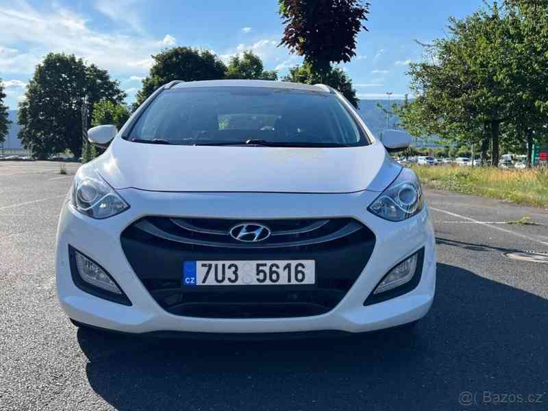 Hyundai i30 1,6   CW CRDi 94kW - foto 6
