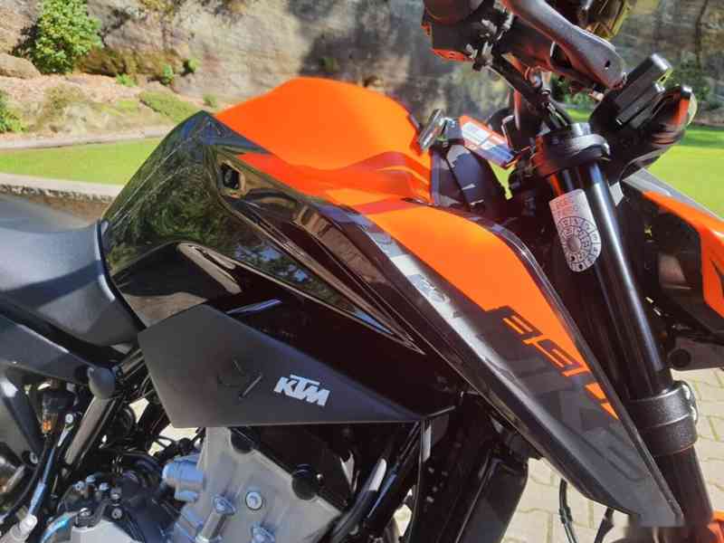 KTM 890 Duke - SUPER STAV - 175 000 KČ - foto 15