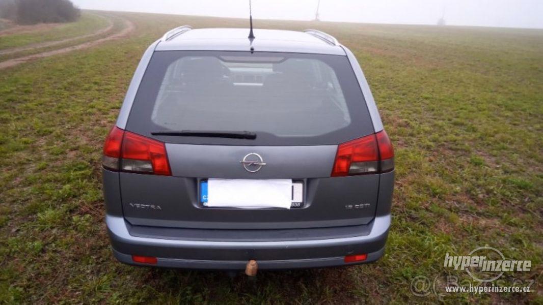 OPEL VECTRA KOMBI 1.9 CDTi - foto 3