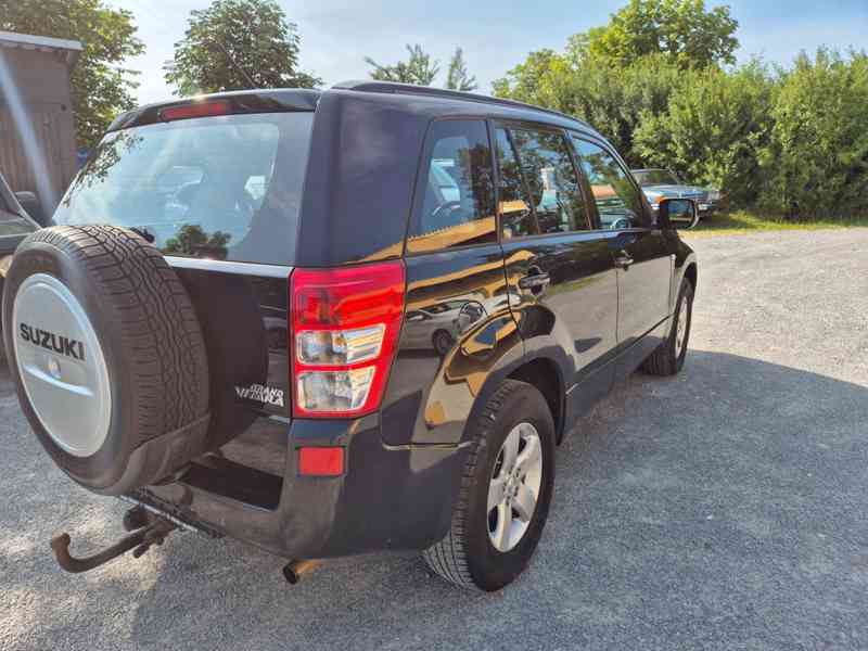 Suzuki Grand Vitara 2.0i Club benzín 103kw - foto 7
