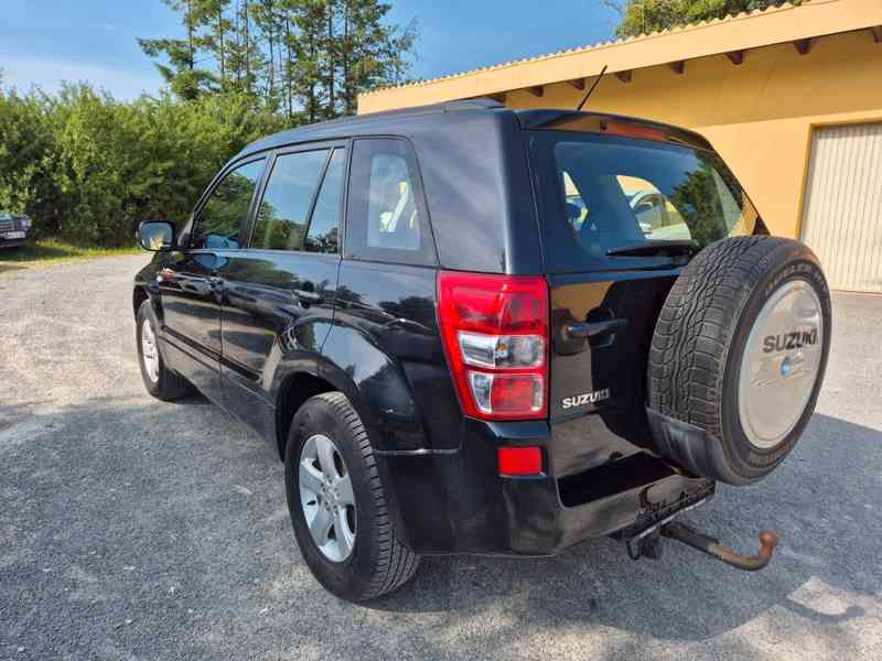 Suzuki Grand Vitara 2.0i Club benzín 103kw - foto 9