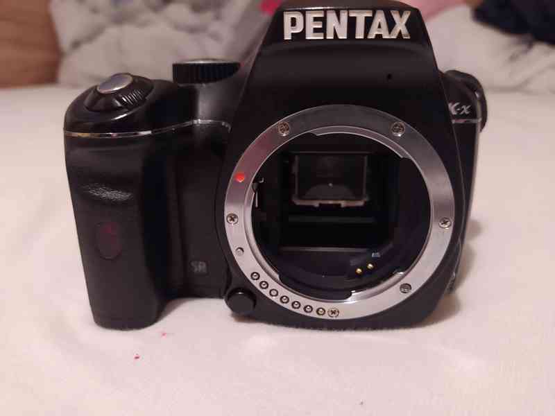 Digitální zrcadlovka Pentax K-x + 18-55 + 50-200 - foto 16