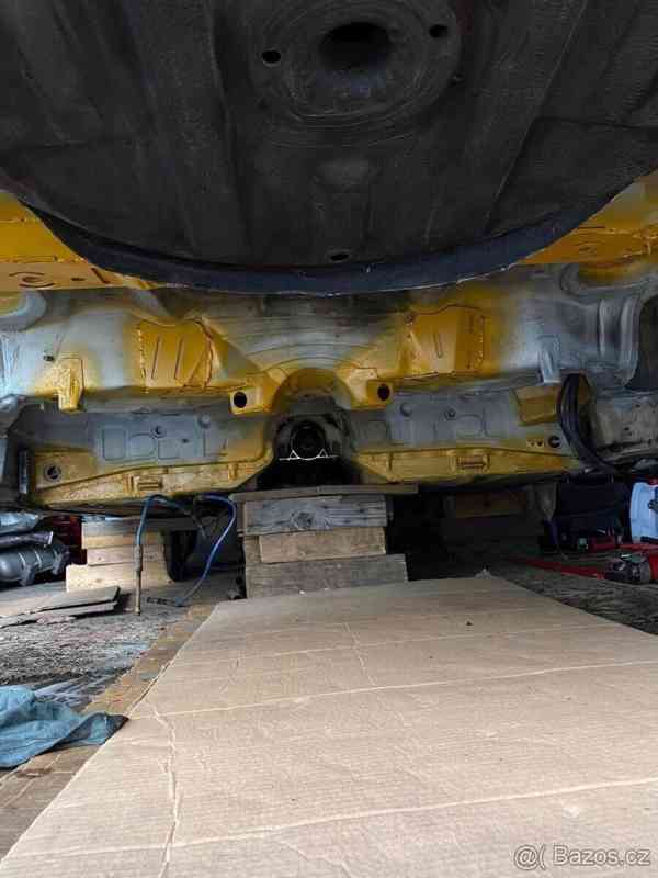 BMW Řada 3 2,8   328ci E46 coupe 1999 - foto 16