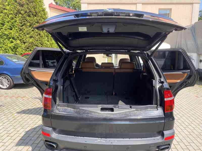 BMW X5 4.8 - foto 6