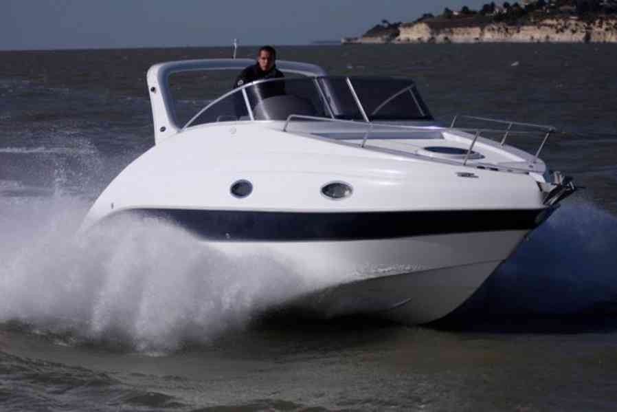 Prodám nová kajutová jachta SPORT CRUISER 24 / 7,5 metru - foto 2