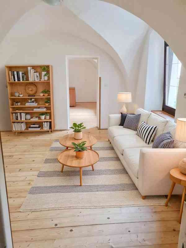 Pronájem bytu 2+1 v historickém centru města Znojma - foto 8