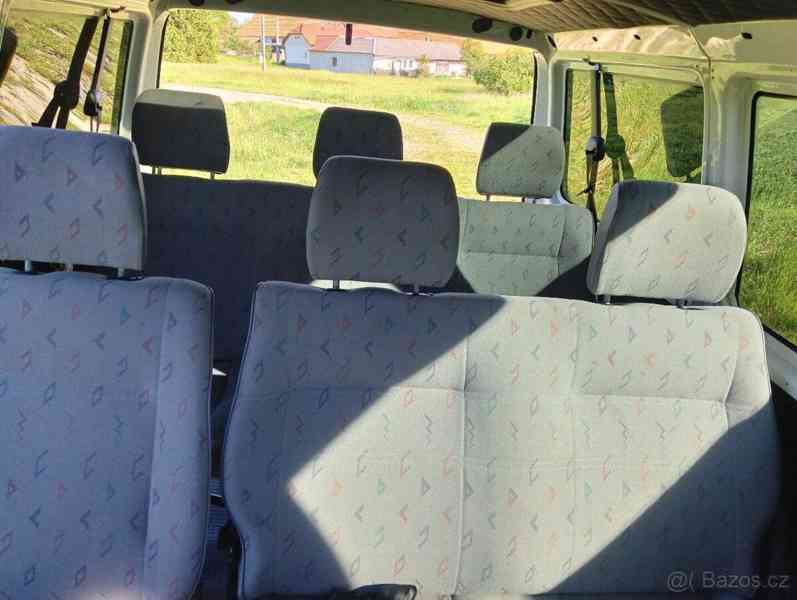 Volkswagen Transporter 2,5   T4 2.5TDI 65kw + chip - foto 11