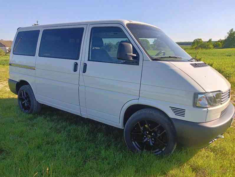 Volkswagen Transporter 2,5   T4 2.5TDI 65kw + chip - foto 17