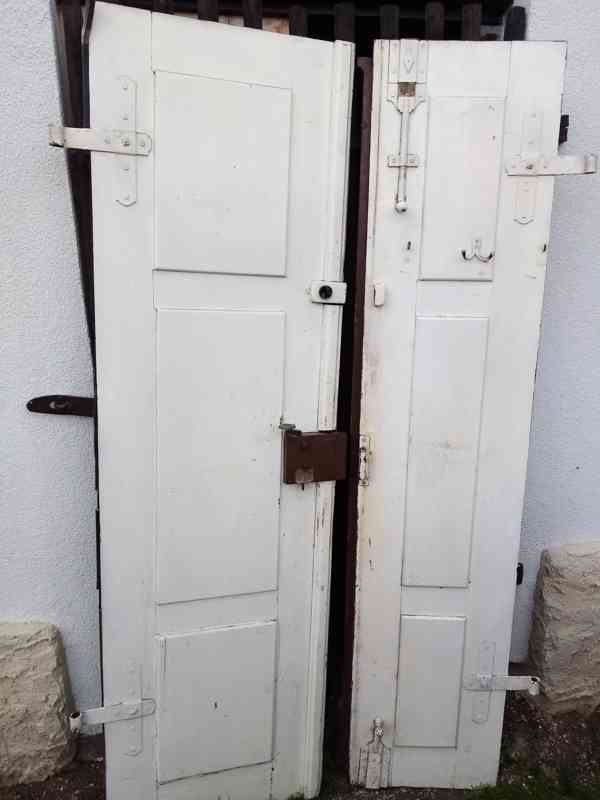 Prodám bukové parkety a dveře  - foto 3