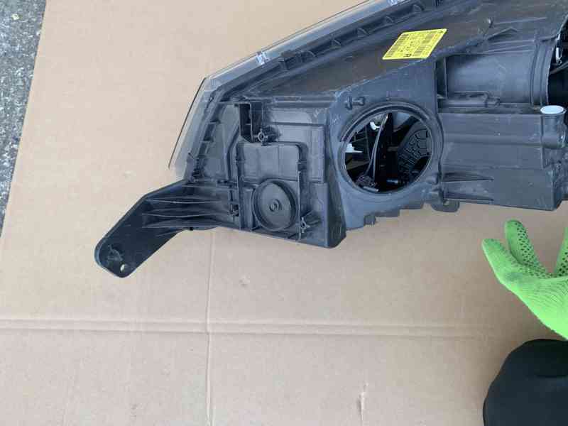 svetla svetlo skoda yeti 13- pravy levy prave leve - foto 10