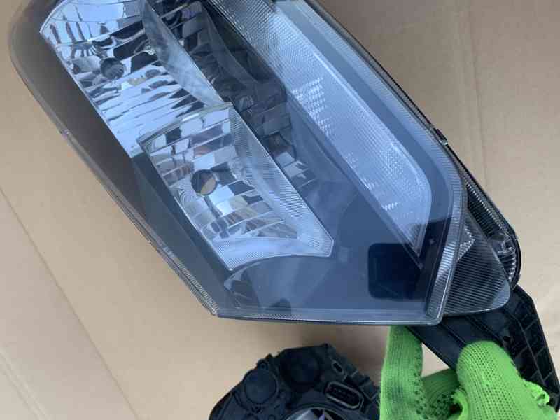 svetla svetlo skoda yeti 13- pravy levy prave leve - foto 13